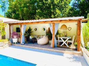 Sunrise Villa Alvorada