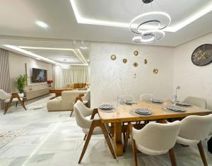 Grand Appartement Confortable à Deux Pas de la Plage