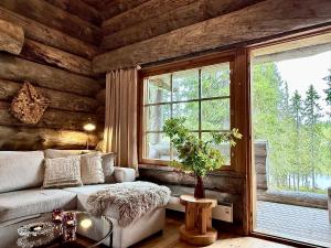 AURORA LAKE RUKA sauna, lakeside - Lapland Villas
