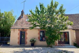 Gîte "La petite pompe" avec piscine et spa