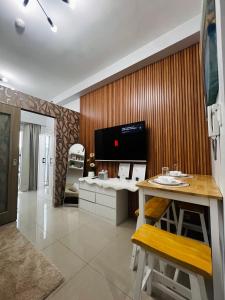 MOA GRAND STAY Suite #05 Spacious Unit & Sun Rise View