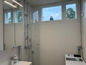 Haukilahti, 3 rooms, kitchen and parking place