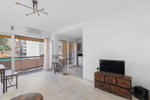 La Pinède Centre Juan Les Pins, 100m des plages