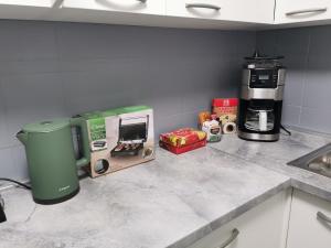 Apt4Rest - urban oasis & FREE PARKING