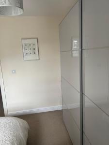 Double Room with Large Private Bathroom, Super Fast Wifi