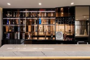 Stunning 4-Bed 300m Penthouse is under maintenance and repair