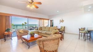 Laughing Seagull Spacious Ultimate Oasis Oceanfront