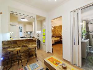 Dimellis Home in Athens - Comfort & Style Stay
