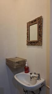 Huis TANTI Homestay Jember