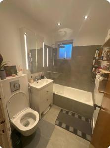 Entire house only 20 min from Copenhagen center