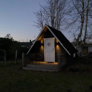 Near beach summer house in Farhultsbaden