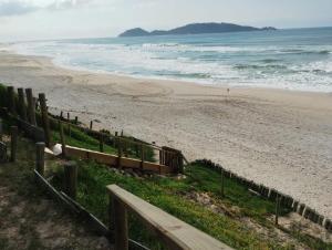 Casa pé na areia Floripa Campeche