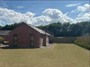 Oak View at Moss Bank Farm