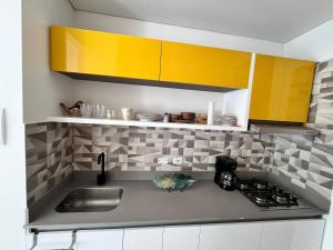 Apartamento junto a la playa y con vista al mar