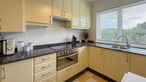 VIVIENDA OLGA, piso tranquilo con parking a 10 min de Santiago