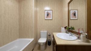 VIVIENDA OLGA, piso tranquilo con parking a 10 min de Santiago