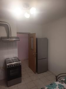 price-inn 4 camere 2 nivele scara interioara