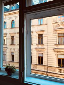 Romantic Old Town centre apartment