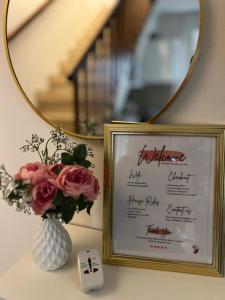 Cozy apartment 5 min to the sea and airport