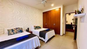 Lunada PH with Private Rooftop and Jacuzzi by Caribe Rentas