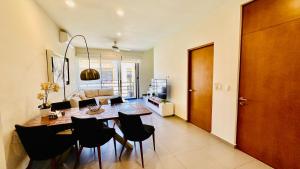 Lunada PH with Private Rooftop and Jacuzzi by Caribe Rentas