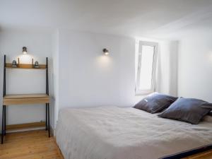 Moon Residence - Spacious Apartment