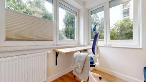 Cool Stay Saxon Garden Metro Arsenal Mirowska Hall