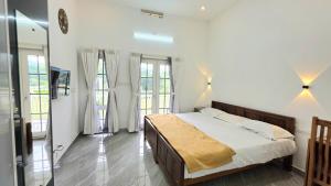 5 bedroom entire home upto 20 guests