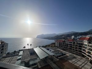 Sunset Ocean View Apartment