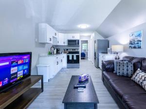 NEW - Mins To DHMC Hanover - Pet Friendly - Quiet