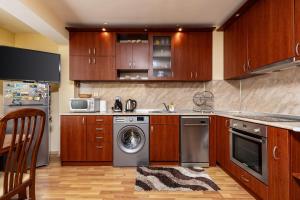 Comfort Corner - 1BD with Balcony by Flat Mаnager