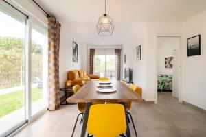 Casa Rosado Beautiful House and 60 m of Private Garden