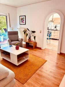 Ruhe & Erholung im Grünen! Mediterranes Landhaus-Apartment mit Jacuzzi für bis zu 4 Personen