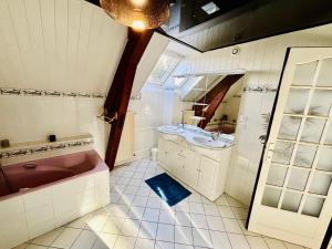 Le grand studio - Proche Gare TGV et RCEA