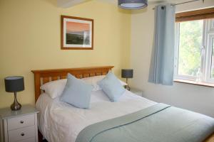 The Nestle - A Romantic Rural Retreat