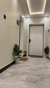 SARA 2 Luxe Royal Suite 1-BR Prime Location