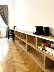 Romantic Old Town centre apartment