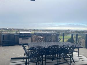 One bedroom with Spacious n Amazing water view apartment