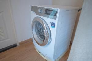 2Bed Room Condo Near iConsiam & BTS Krungthonburi