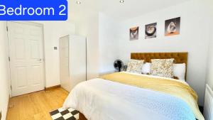 Luxurious 2 bedroom Flat Britannia Village London