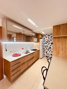 Apartamento Aconchegante e Moderno com Vista Espetacular da Cidade!