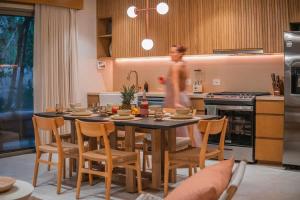 Aflora Townhouse Style - 3BR Garden Condo with Private Pool & Huge Common Pool