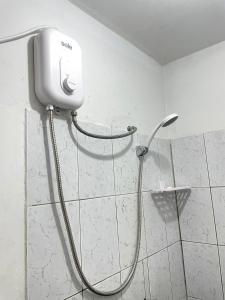 Habitacion amplia cerca al aeropuerto