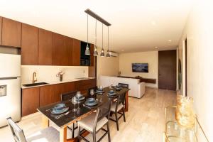 Sleek Penthouse Escape with Rooftop Pool