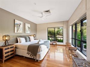 La Dimora - Tranquil RetreatBush Meets Beach