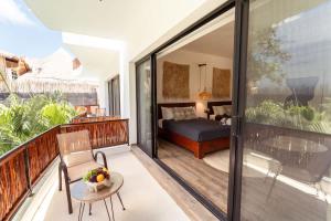 La Veleta Hotel - Relax & Recharge - Pool View