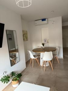 Moderno y luminoso, a metros del centro