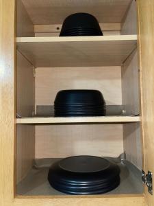 Cozy 2 Bedrooms 1and half Bathrooms Near Prudential with Parking Entire Apartment