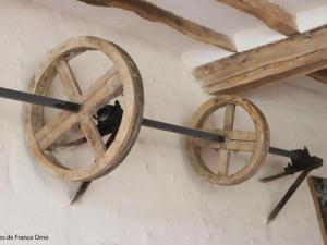 Maison de Charme Indépendante avec Jardin à Corbon - FR-1-497-255