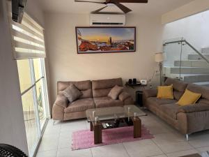 Casa Comoda Con Piscina